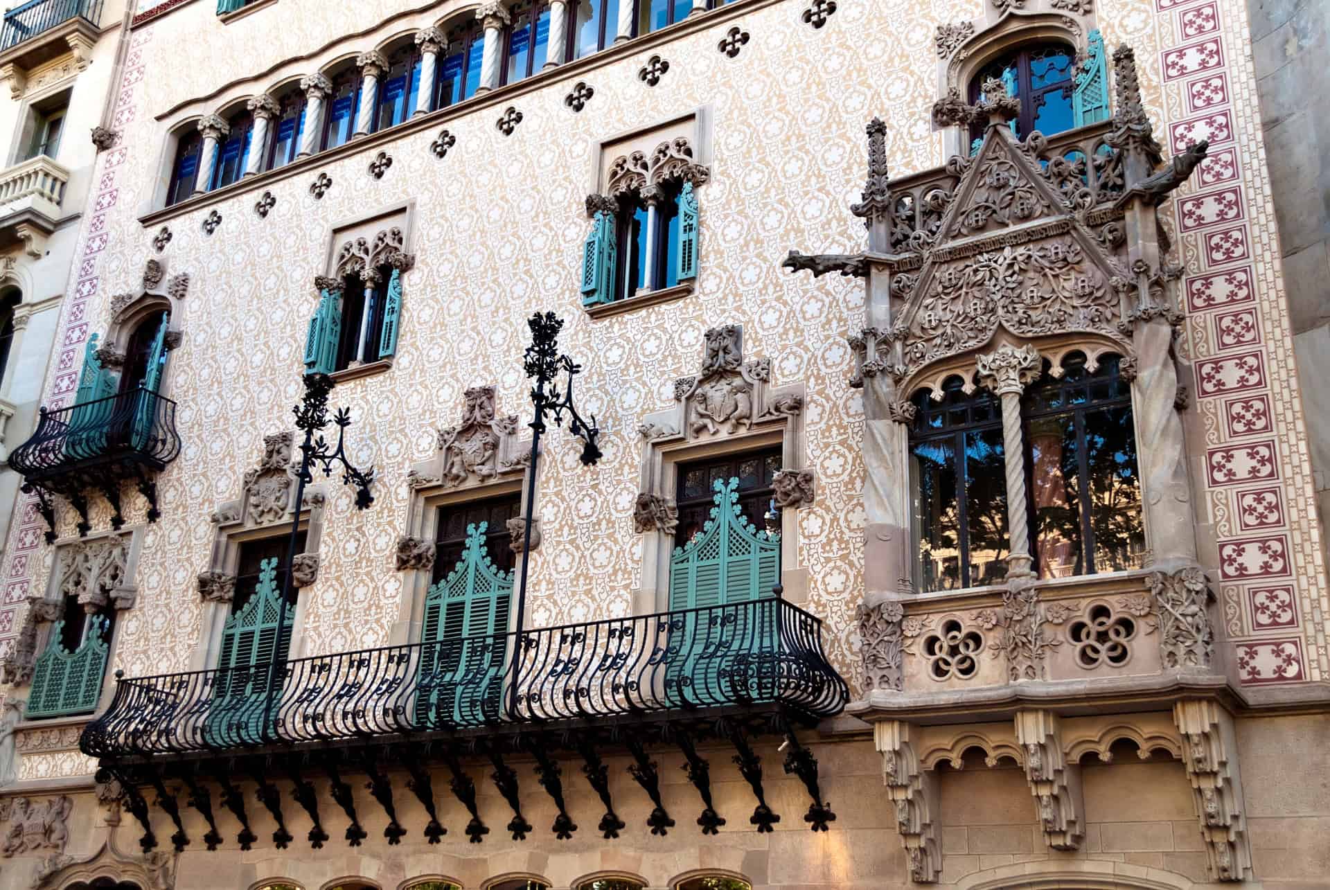 details facade