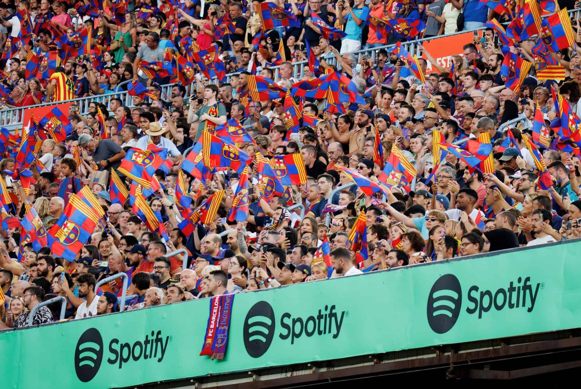 supporters camp nou