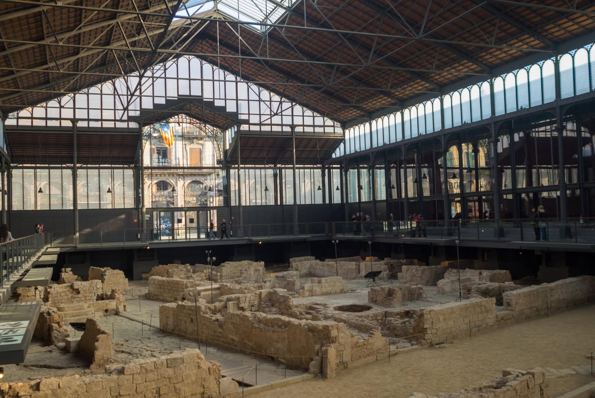 quartier ribera el born centre cultura i memoria barcelone