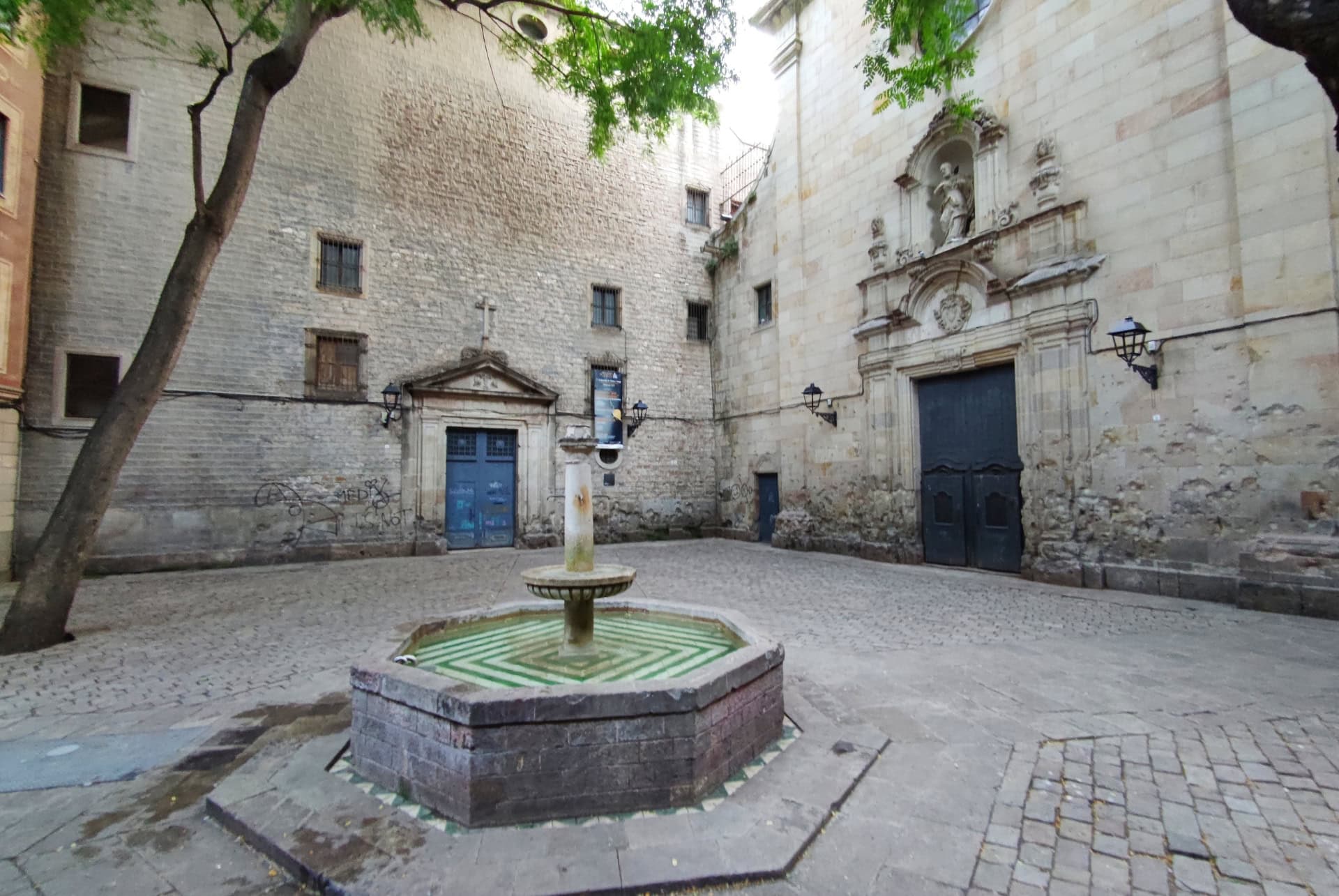placa sant felipe neri barcelone