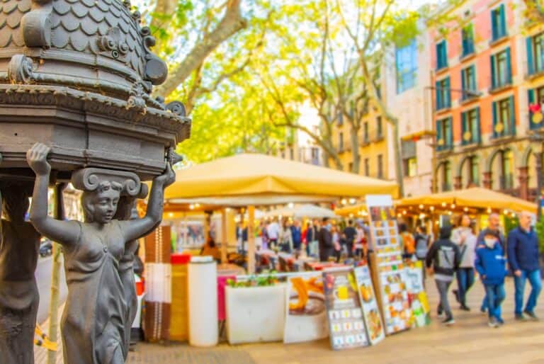 Visite à pied de la Rambla et de la vieille ville