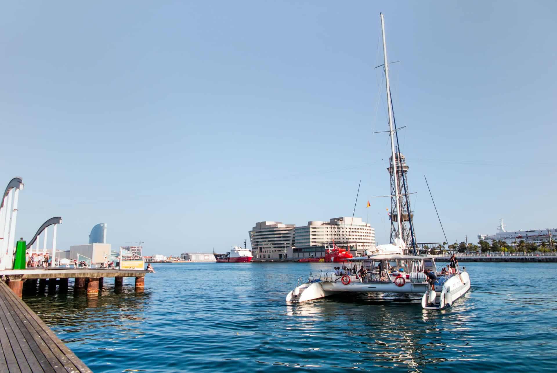 barcelone en ete catamaran