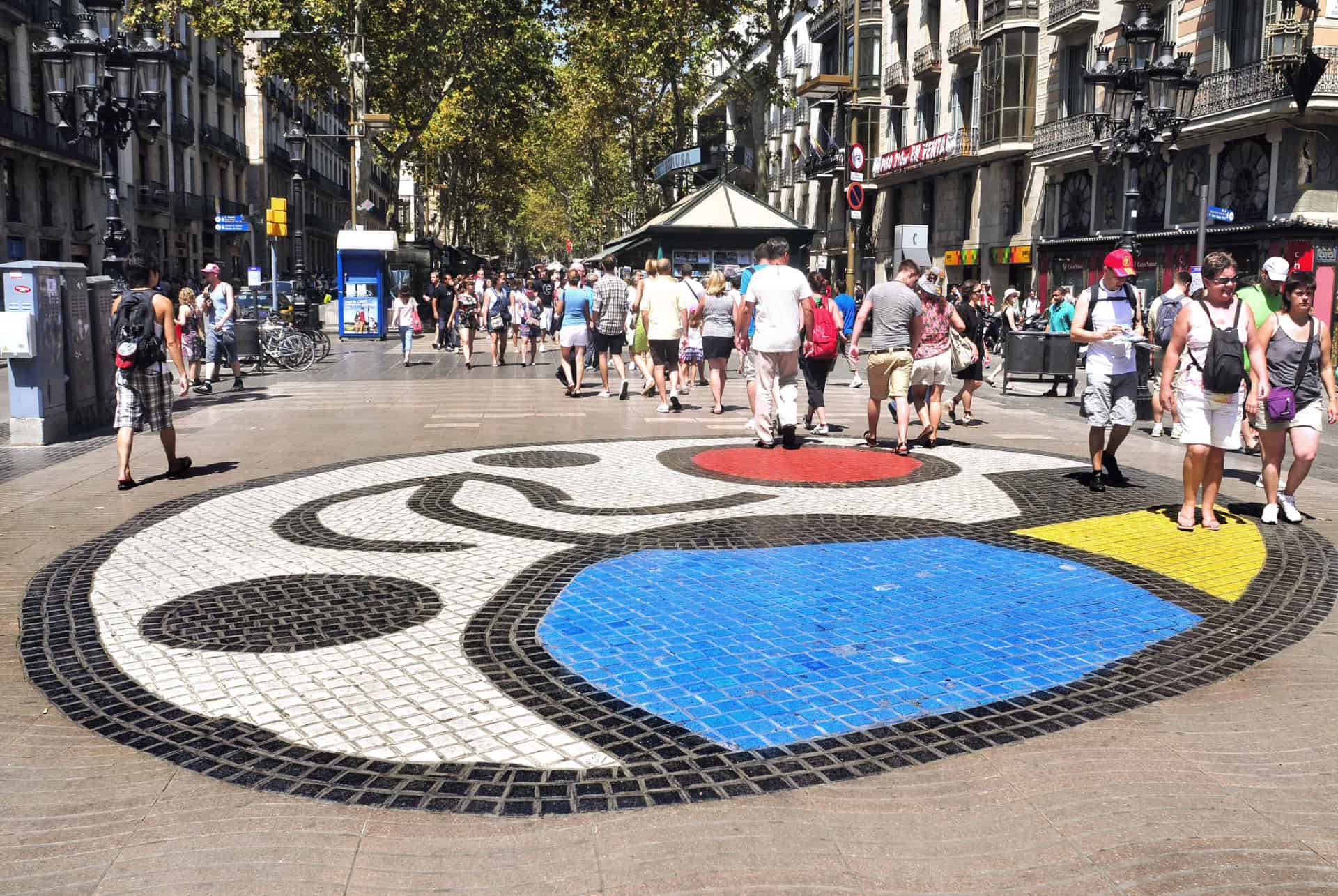 mosaique de miro sur la rambla
