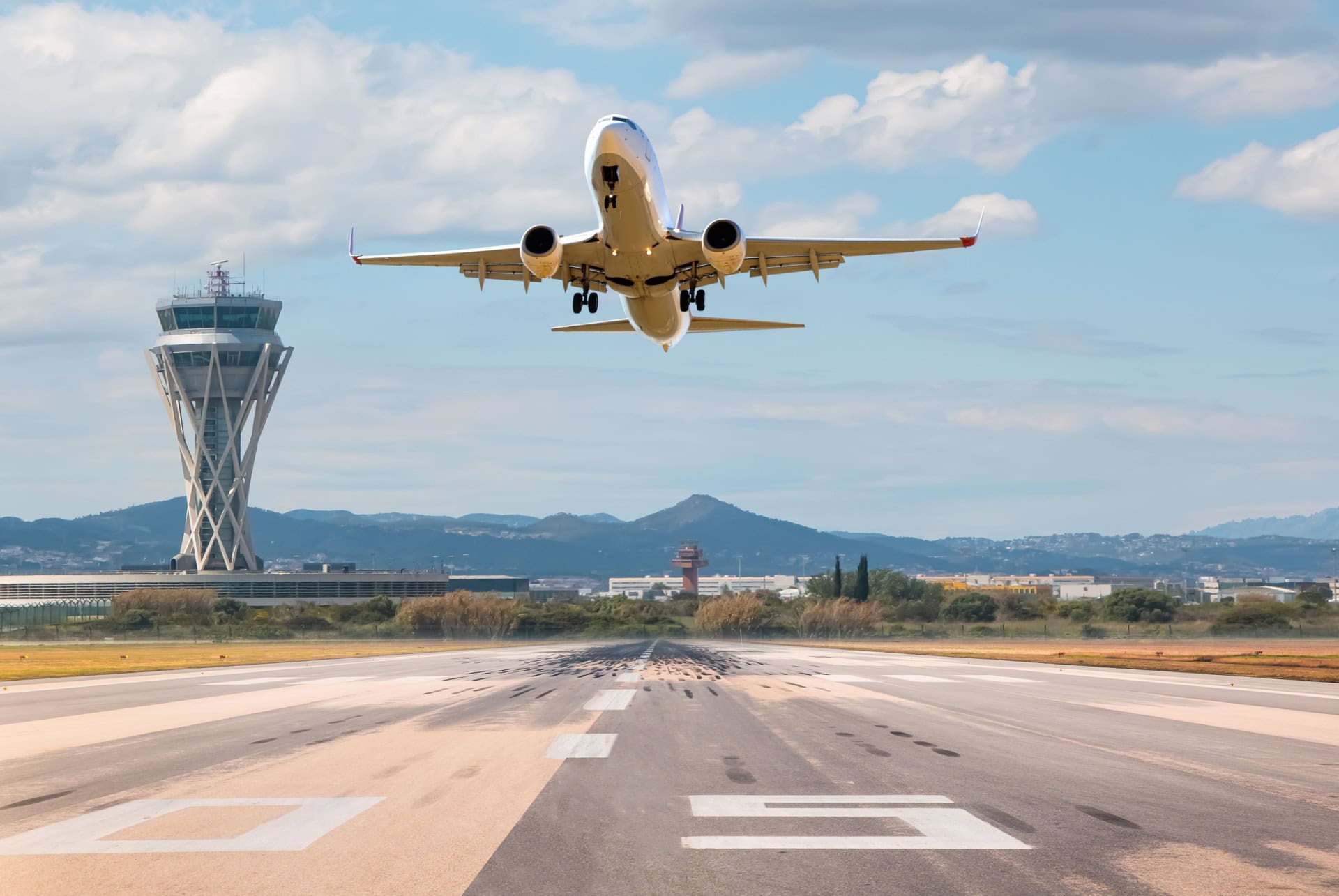 aeroport barcelone en aout