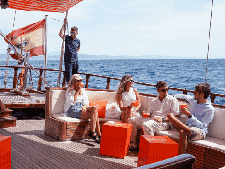 Croisière Aperol Barcelona avec tapas et spritz