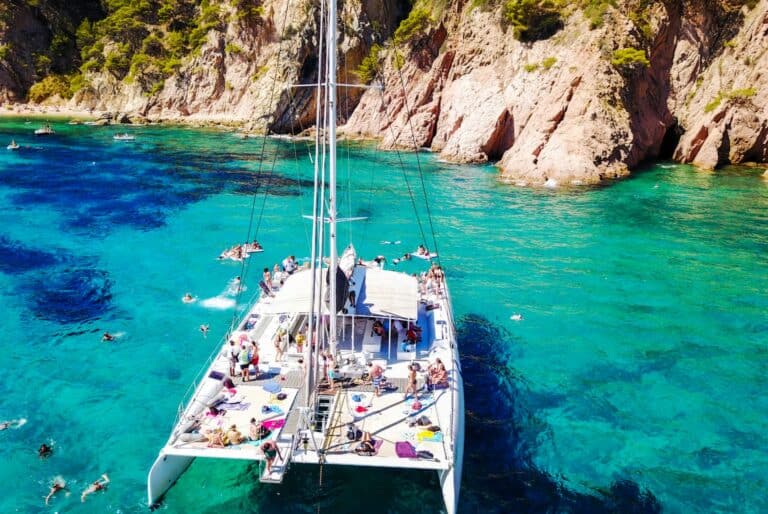Croisière en catamaran avec barbecue