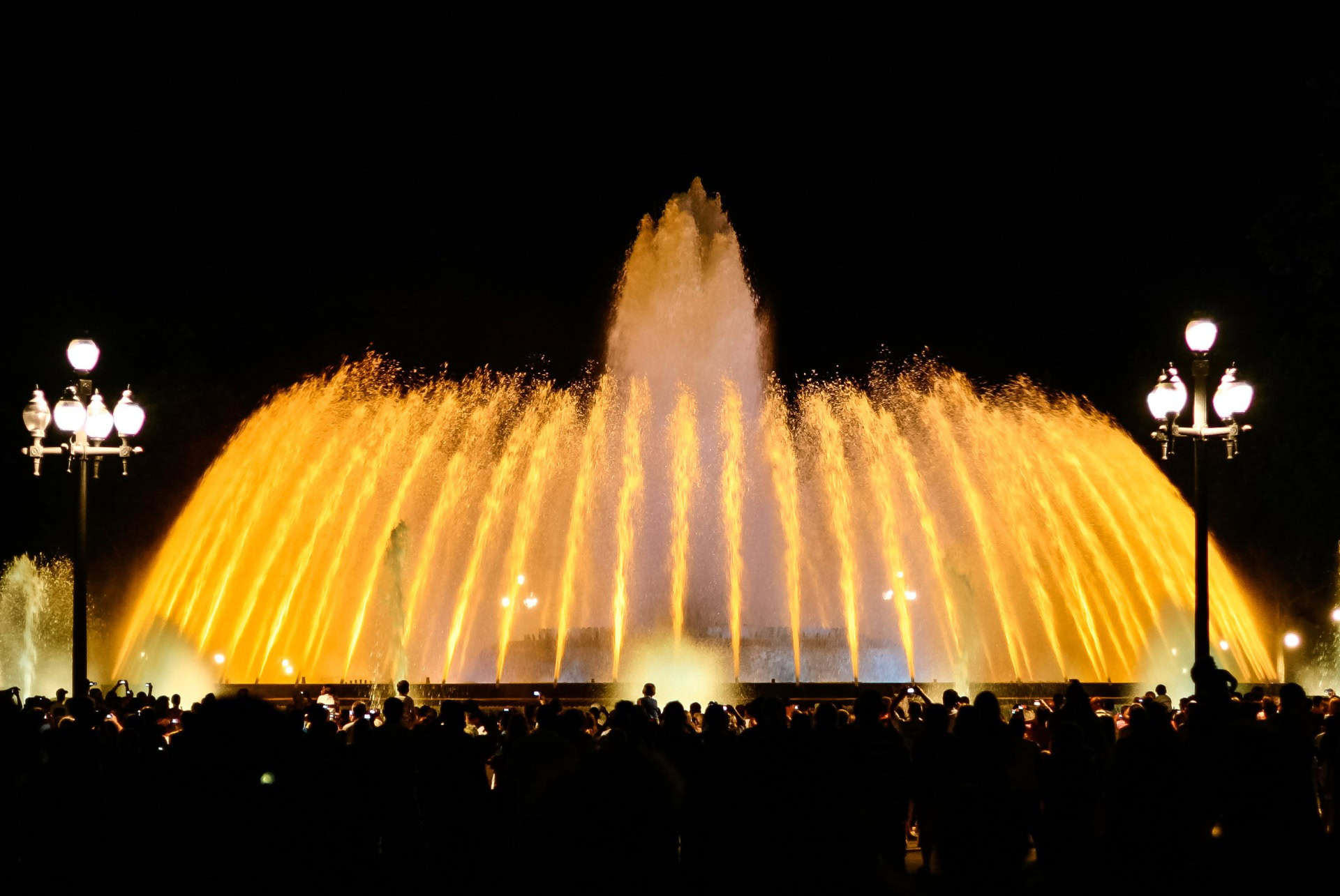 histoire de la fontaine magique