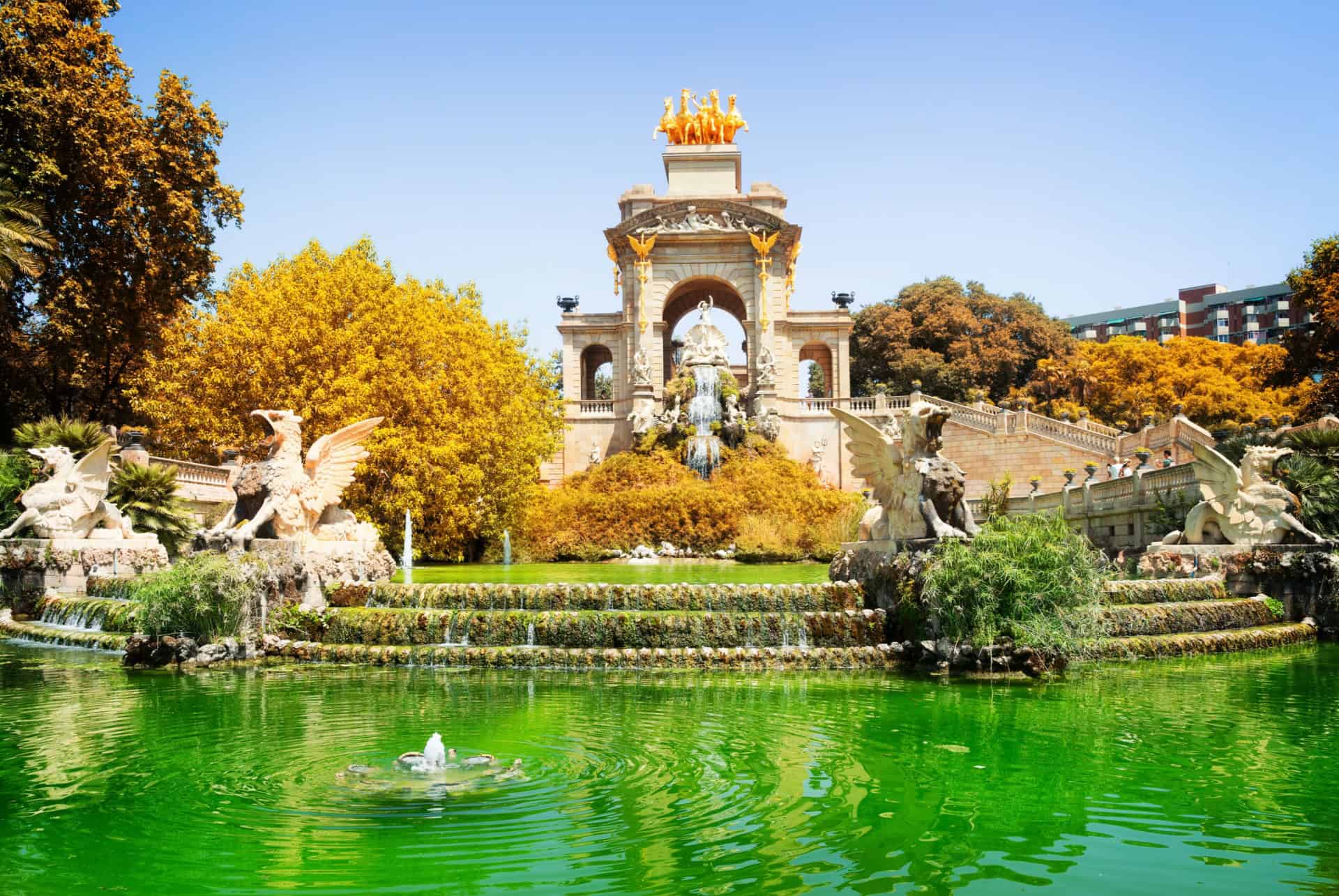 parc de la ciutadella barcelone en octobre parc de la ciutadella barcelone en octobre