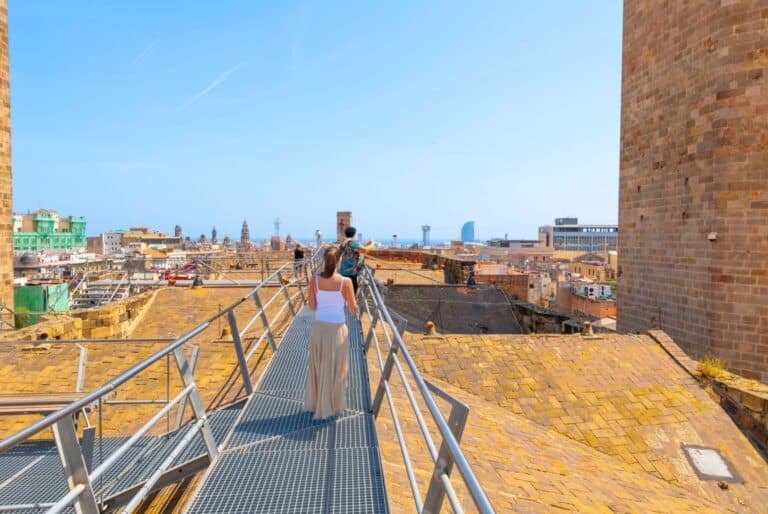 Entrée avec accès au toit-terrasse
