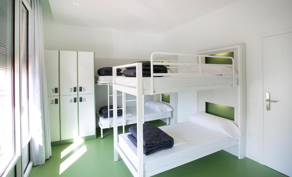 sant jordi hostels rock palace