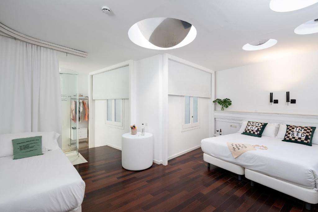 chic and basic born boutique hotel