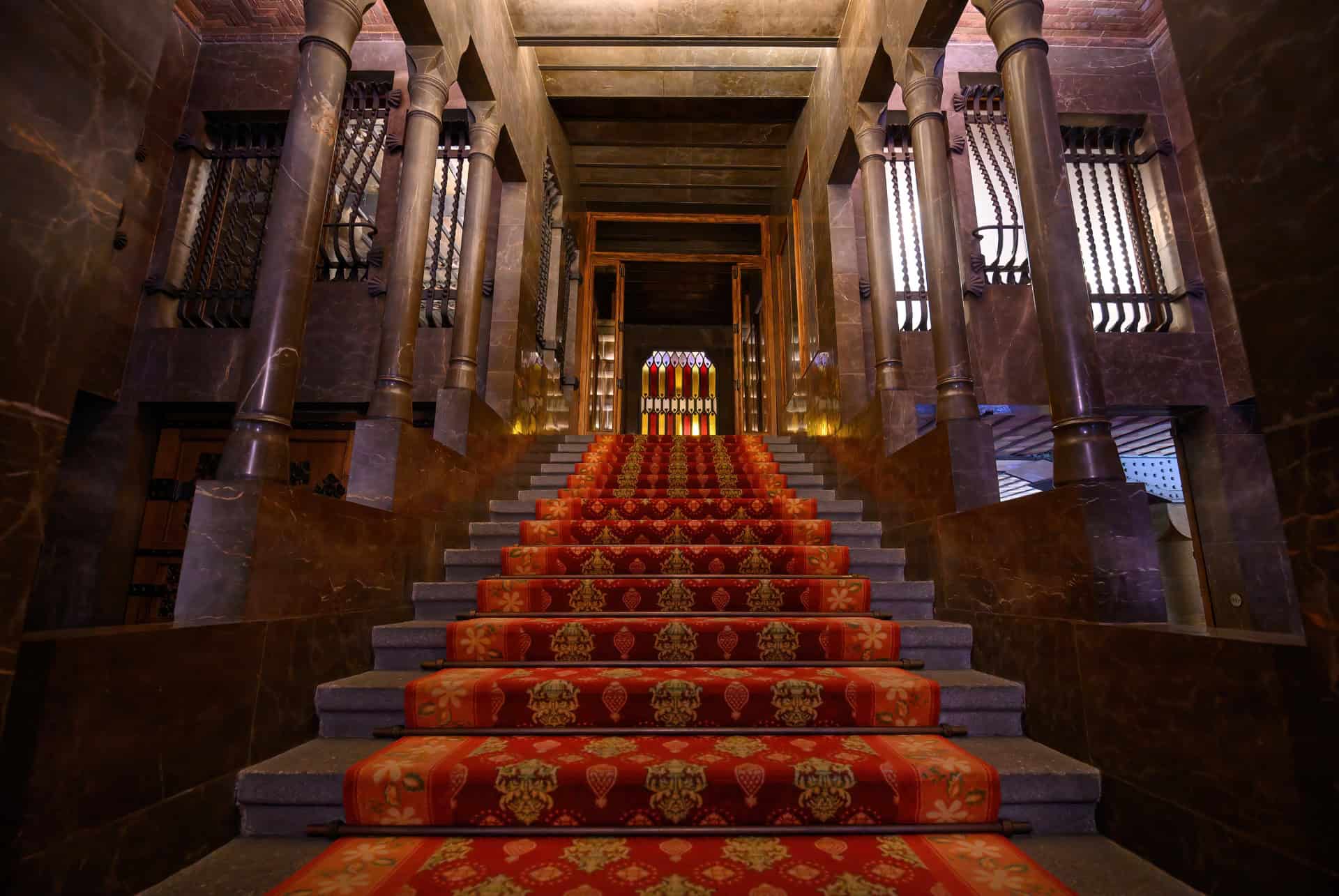 interieur palau guell interieur palau guell