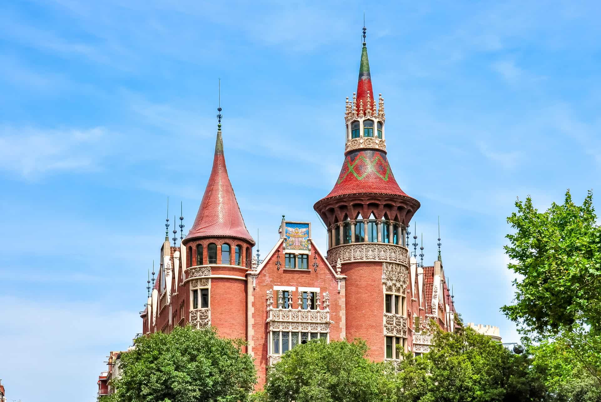 casa de les punxes barcelone casa de les punxes barcelone